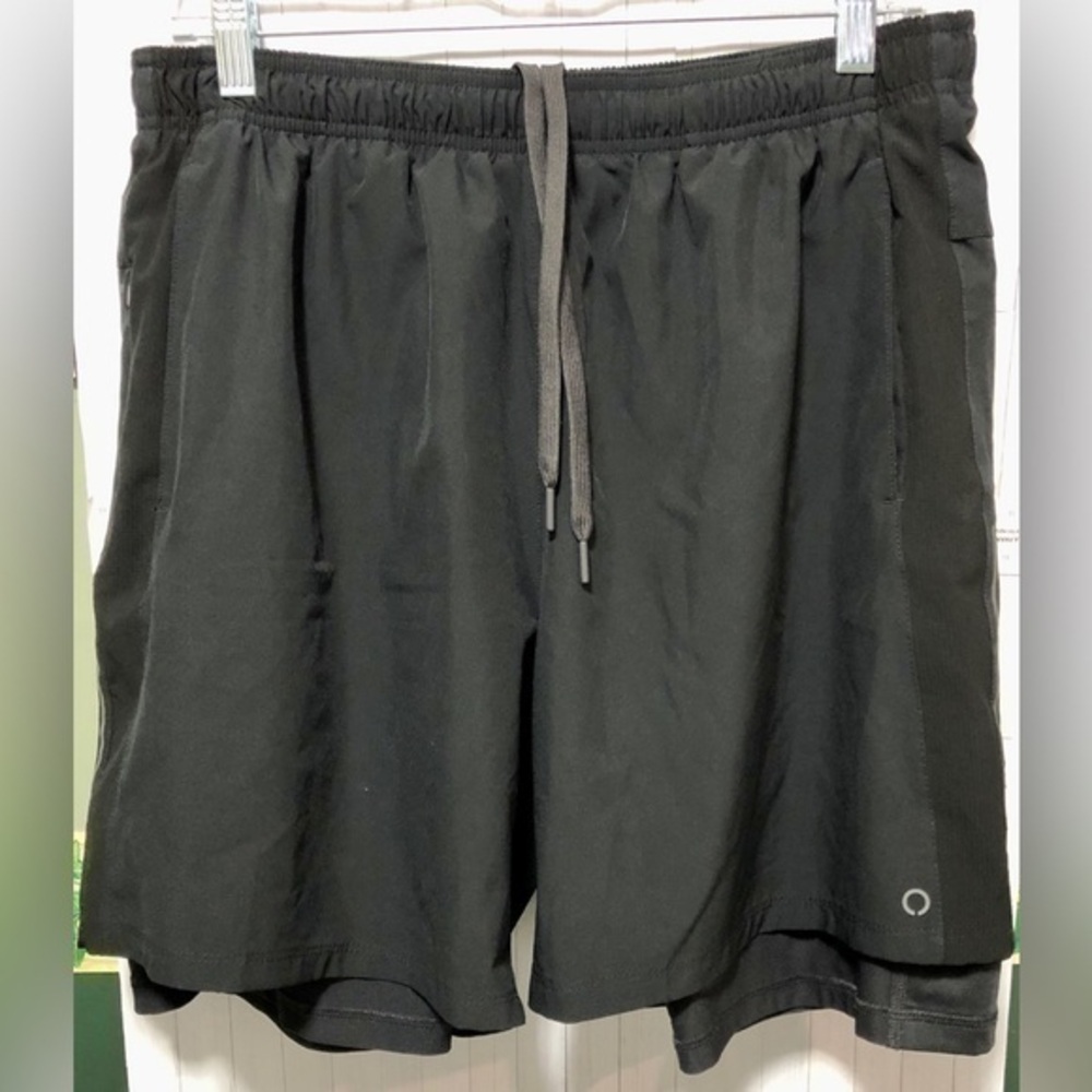 🦜Skora Black Dyna 7” with compression liner shorts
